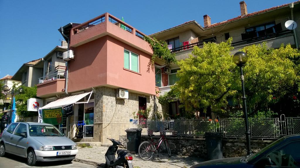 Summer Sz Guest House Созопол Екстериор снимка