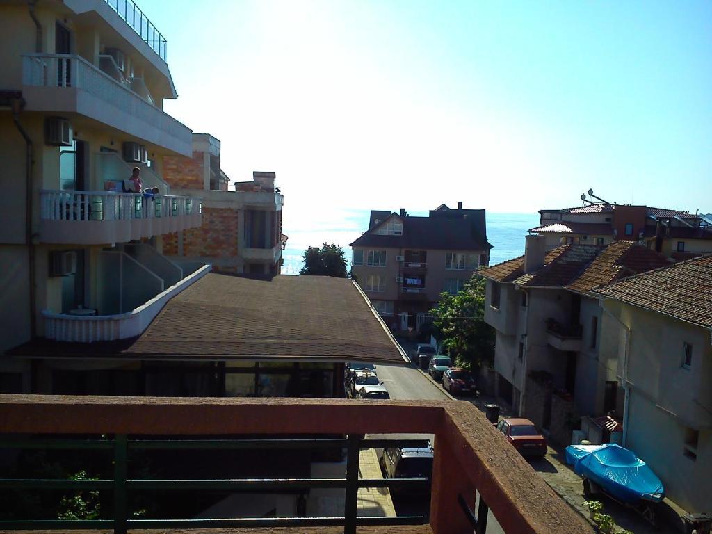 Summer Sz Guest House Созопол Екстериор снимка